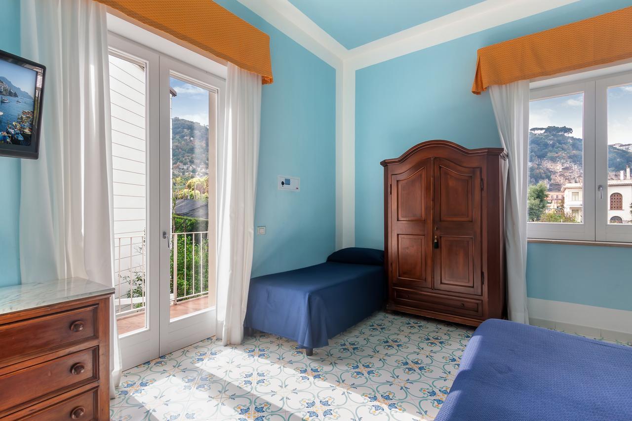 Hotel Mignon Meuble Sorrento Bilik gambar